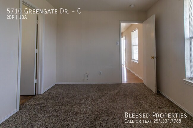 Building Photo - 5710 Greengate Dr