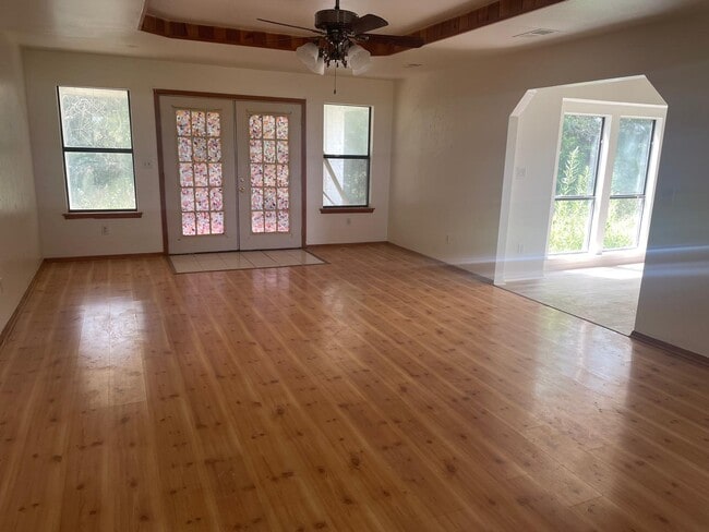 Building Photo - 10178 US-82