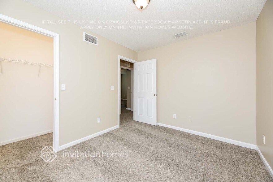 Building Photo - 1237 Homard Pl