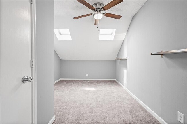 Building Photo - 1707 Cotton Patch Ln