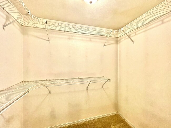 Building Photo - Mid-Century Gem in Kirkland’s Everest Park