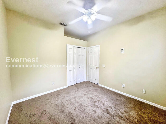 Building Photo - 7002 Potomac Cir