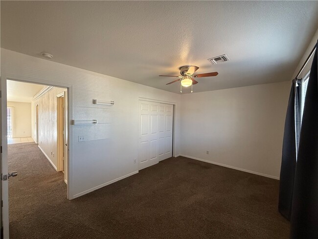 Building Photo - 3298 E Ames Ave