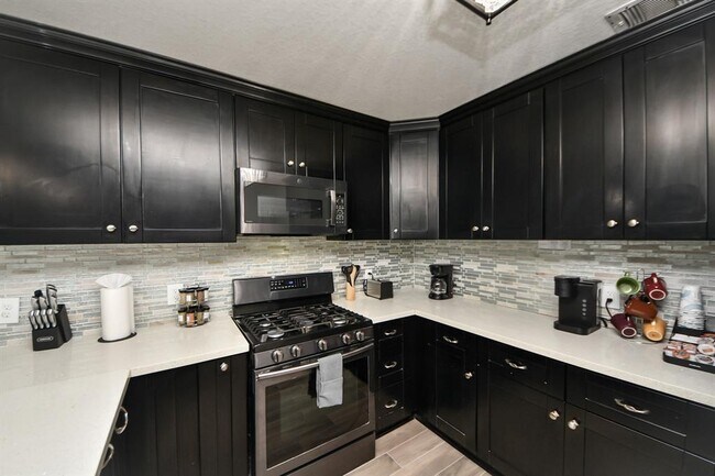 Building Photo - 11754 Green Coral Drive