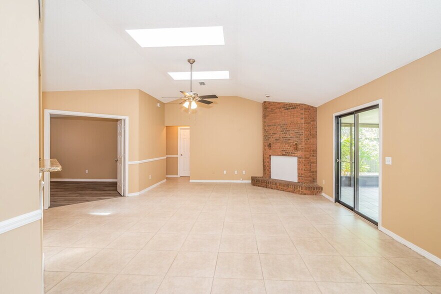 Building Photo - 8536 Iron Mill Ct