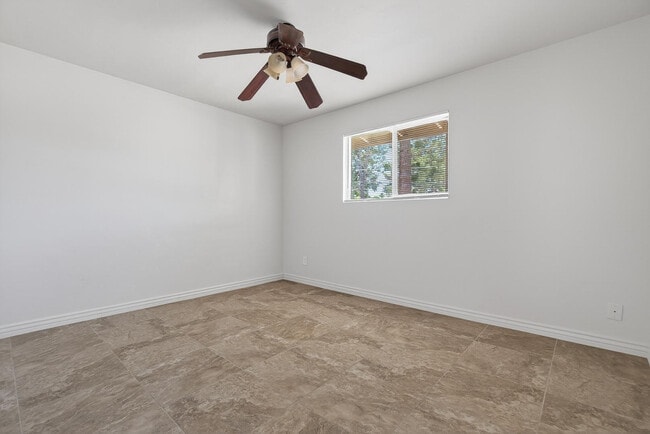 Building Photo - 7802 E Heatherbrae Ave