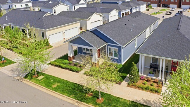 Building Photo - 6204 Moonseed St