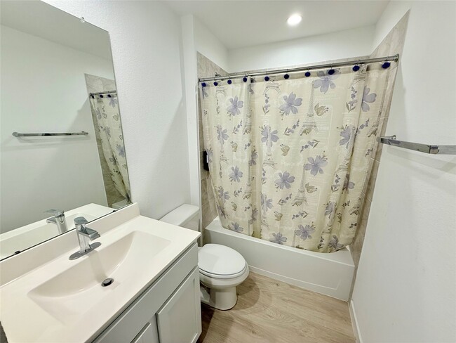 Building Photo - 31611 Farlam Farms Trl