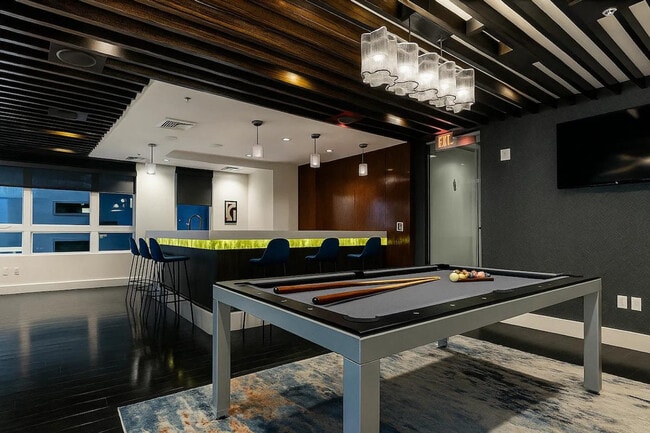 Building Photo - 1605 Anderson Rd