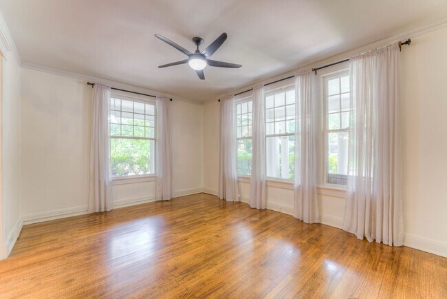 Building Photo - JULY MOVE IN SPECIAL - 1/2 OFF FIRST MONTH...