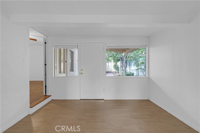 Building Photo - 515 W 11th St