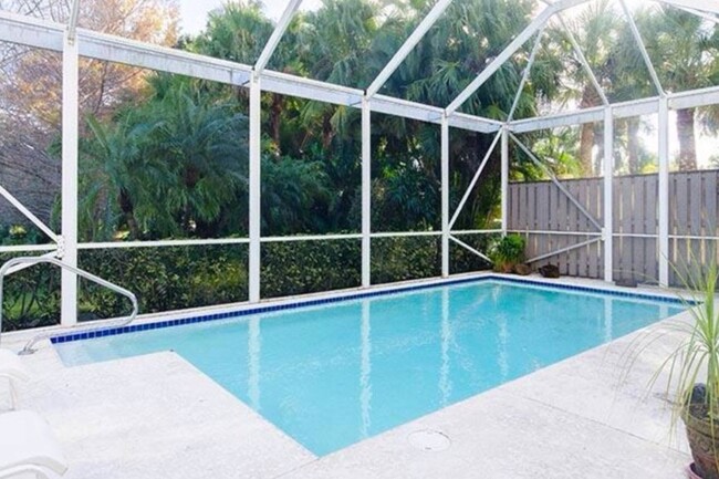 Private heated pool. - 8208 Heritage Club Dr