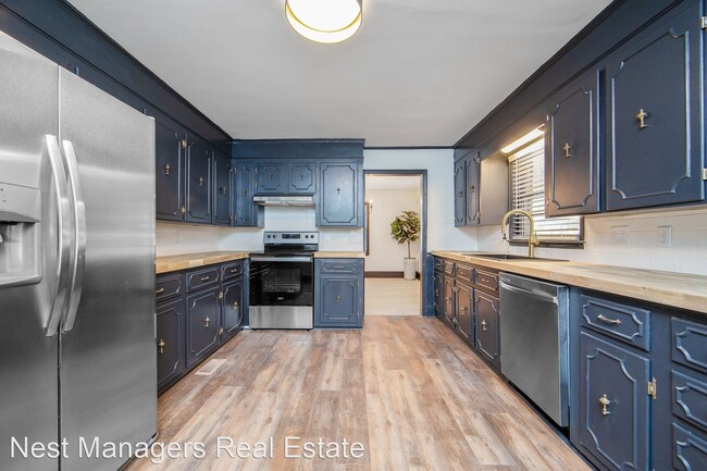 Building Photo - 3 br, 2 bath House - 315 Parkview Ave