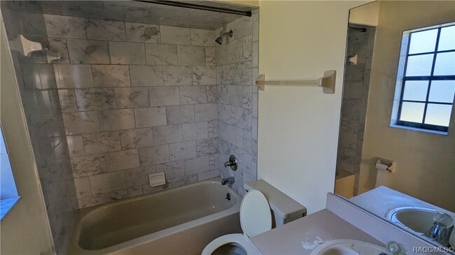 Building Photo - 4095 N Little Hawk Point