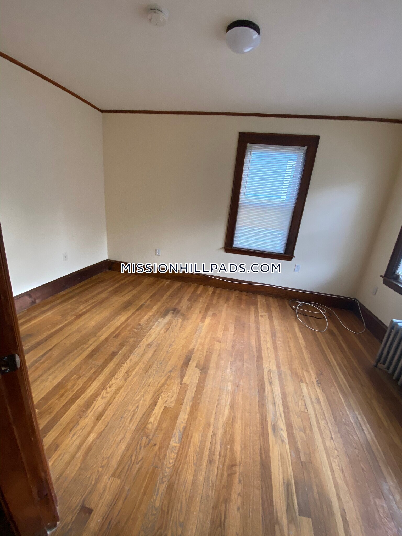 Building Photo - 178 Calumet St