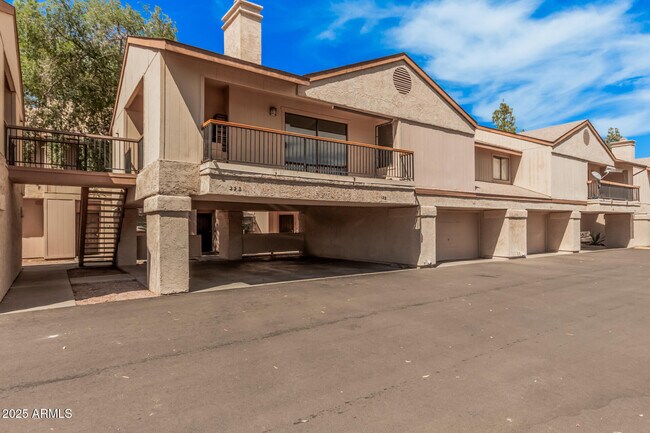 Building Photo - 6550 N 47th Ave