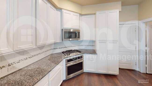 Building Photo - 2421 Magalia Ln