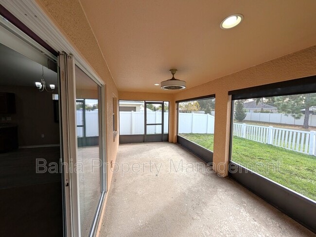 Building Photo - 722 Vineyard Reserve Ct