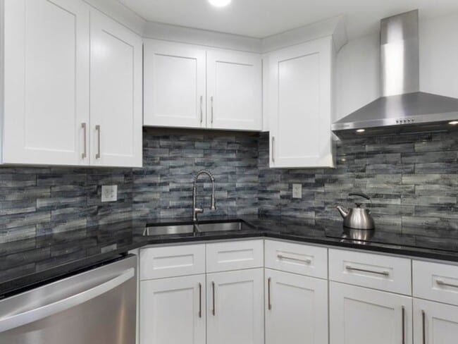 Building Photo - 111 N Pompano Beach Blvd