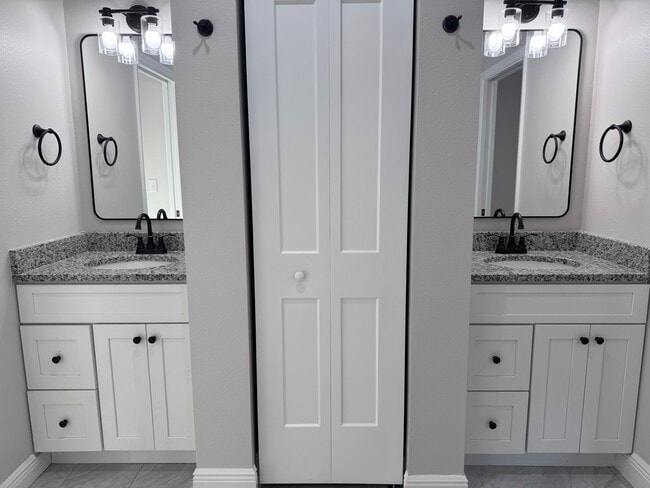 Building Photo - 3715 SW 176th St