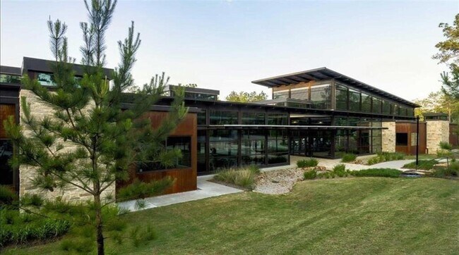 Building Photo - 119 Lukewood Cir