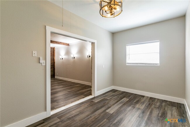 Building Photo - 14380 Spotted Horse Ln