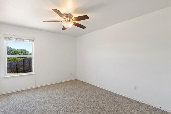 Building Photo - 13244 Beekman Dr