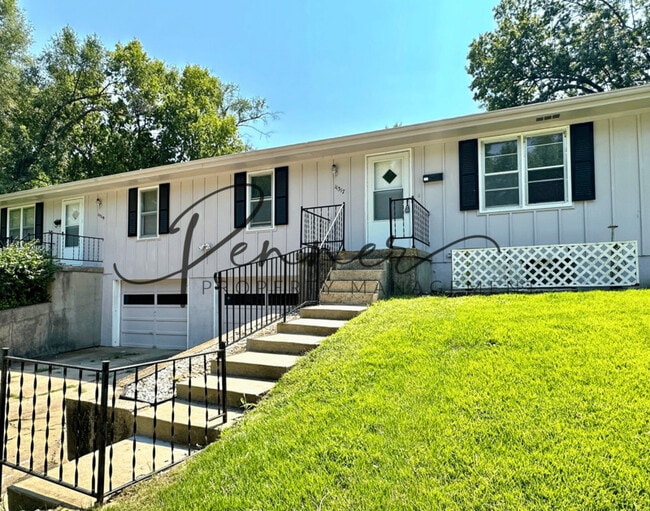 Primary Photo - 11317 E 13TH St