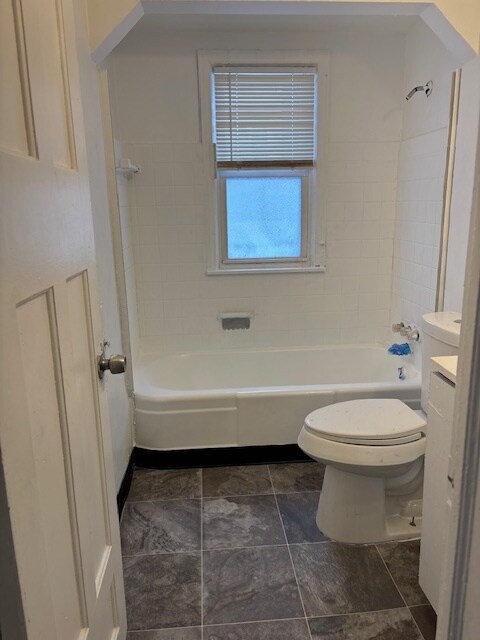 Building Photo - 18134 Vaughan St