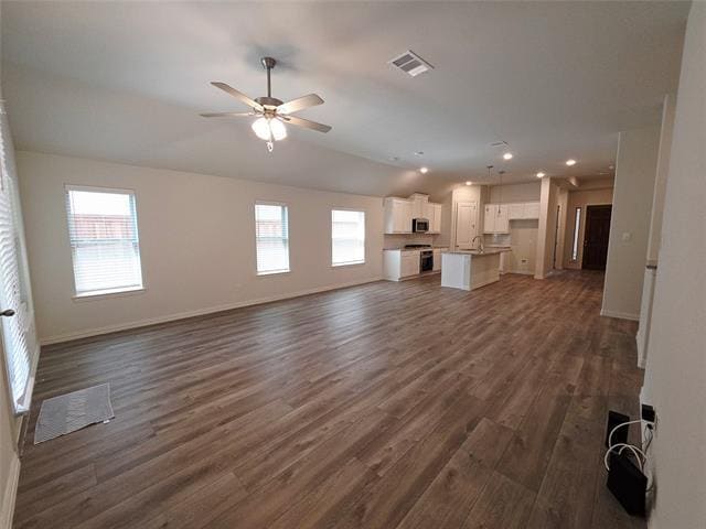 Building Photo - 2222 Vigilance Ct