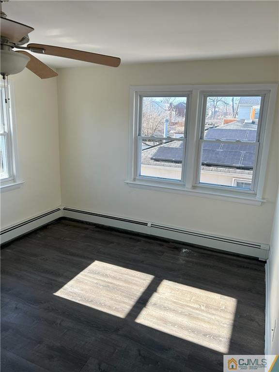 Building Photo - 57 Avenel St