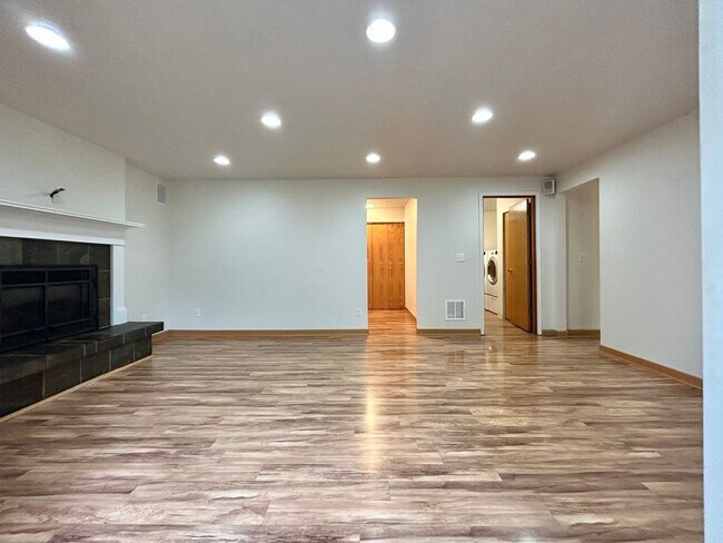 Building Photo - One Of The Top Rated Gems Of 2026: Serene 3 Bed + Bonus Room, 2.5 Bath Spacious House!