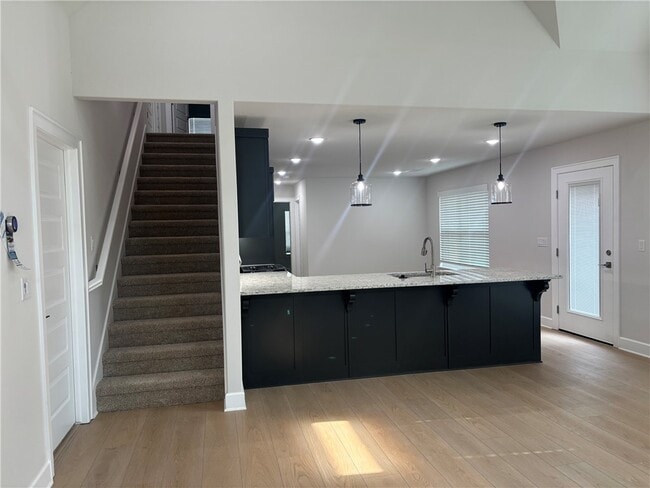 Building Photo - 3101 SW Lovely Ln