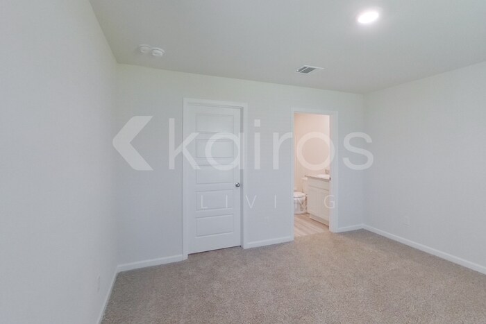 Building Photo - 14244 Ruffian Ave