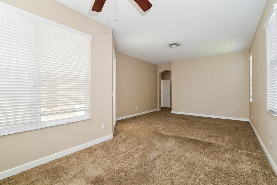 Building Photo - 16208 Birchwood Way