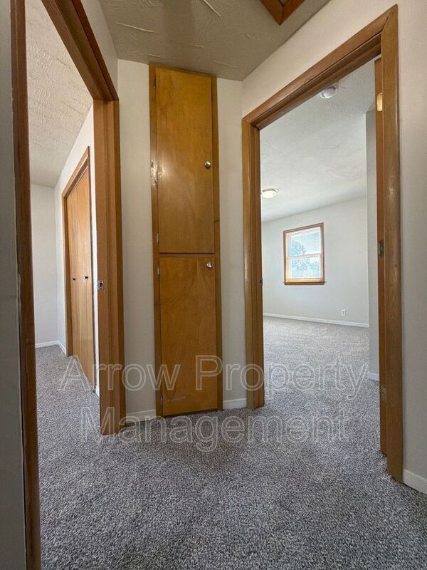 Building Photo - 1309 S 10th St