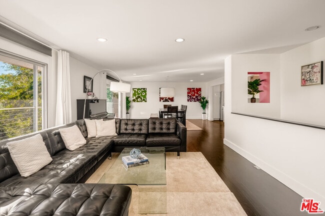 Building Photo - 2388 Kimridge Rd