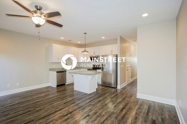 Building Photo - 3 Bedroom Pet-Friendly Home in Lebanon, TN with Main Street Renewal