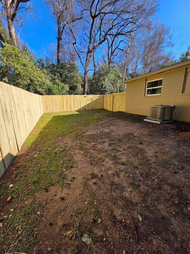 Building Photo - Ragland