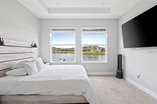 Building Photo - 4580 San Martino Dr