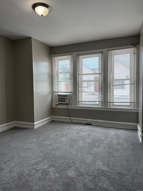 Building Photo - 8XX S Alden St