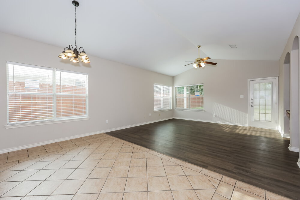 Building Photo - 1824 Alanbrooke Dr