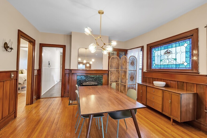 Building Photo - 217 Norwood Ave