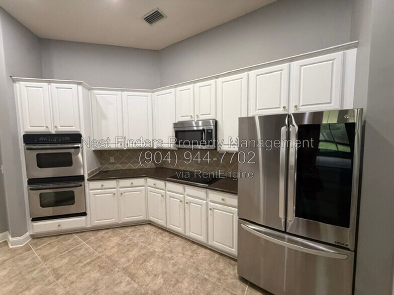 Building Photo - 2615 Tunbridge Ln
