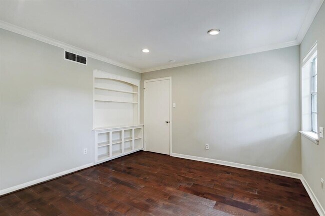 Building Photo - 12303 Broken Bough Dr