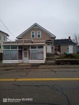 Building Photo - 107 School St