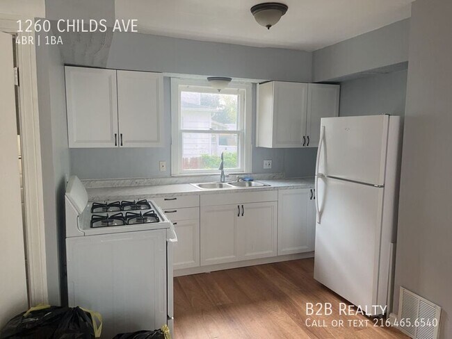 Building Photo - 1260 Childs Ave