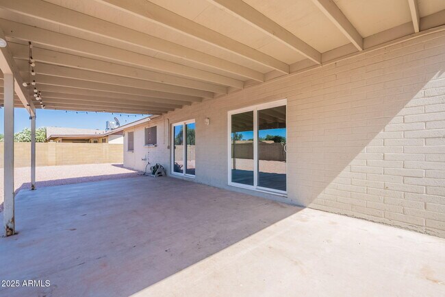 Building Photo - 4906 E Evergreen St