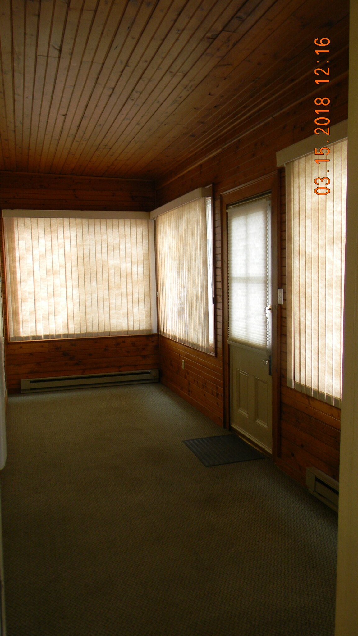 Building Photo - 418 N High St