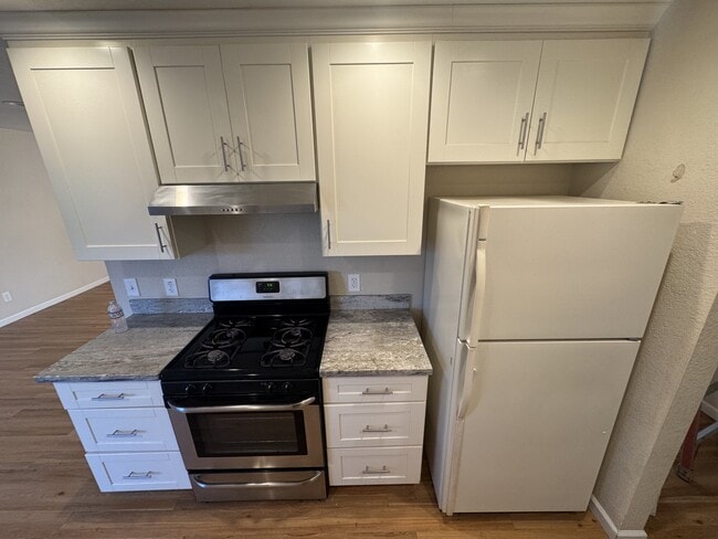 Building Photo - 1776 Pescadero Dr